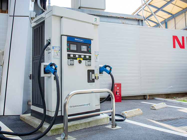 日産大阪販売株式会社 | 八尾店 | 外観・内観写真